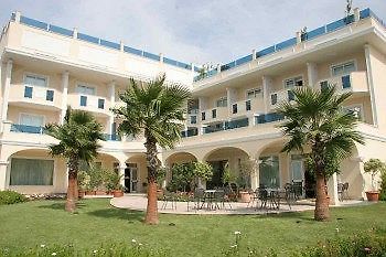 Gardenia Hotel Lazzaro Exteriör bild