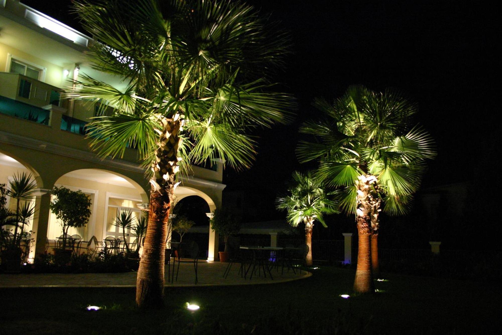 Gardenia Hotel Lazzaro Exteriör bild