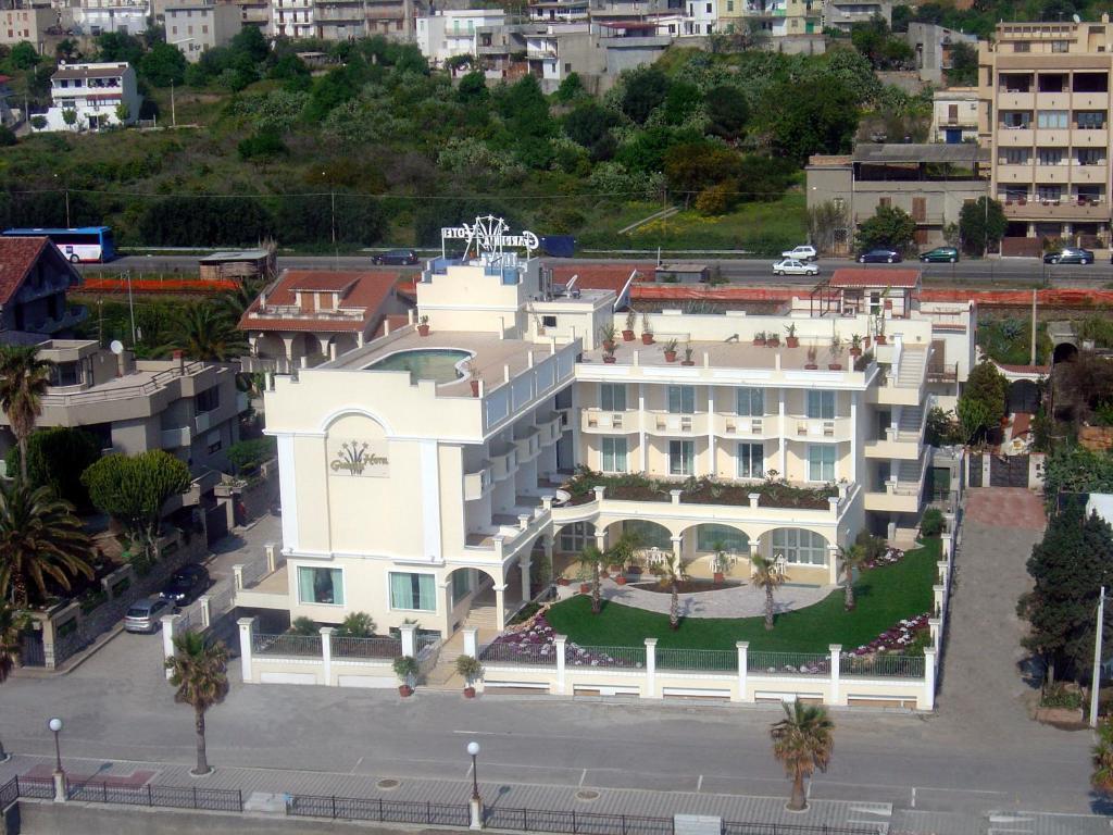 Gardenia Hotel Lazzaro Exteriör bild